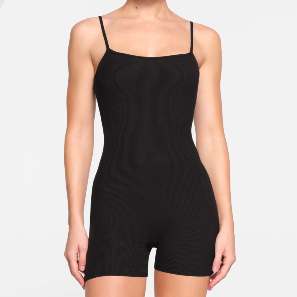 Skims Soft lounge Onesie